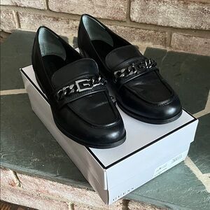 Guess black loafers size 8.5 (39)